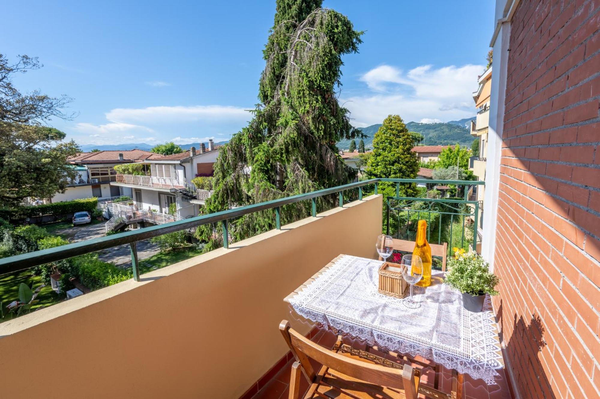 Апартаменти New Luxury 2Bdr Terrace, Views, Ac Марина-ді-Каррара Екстер'єр фото