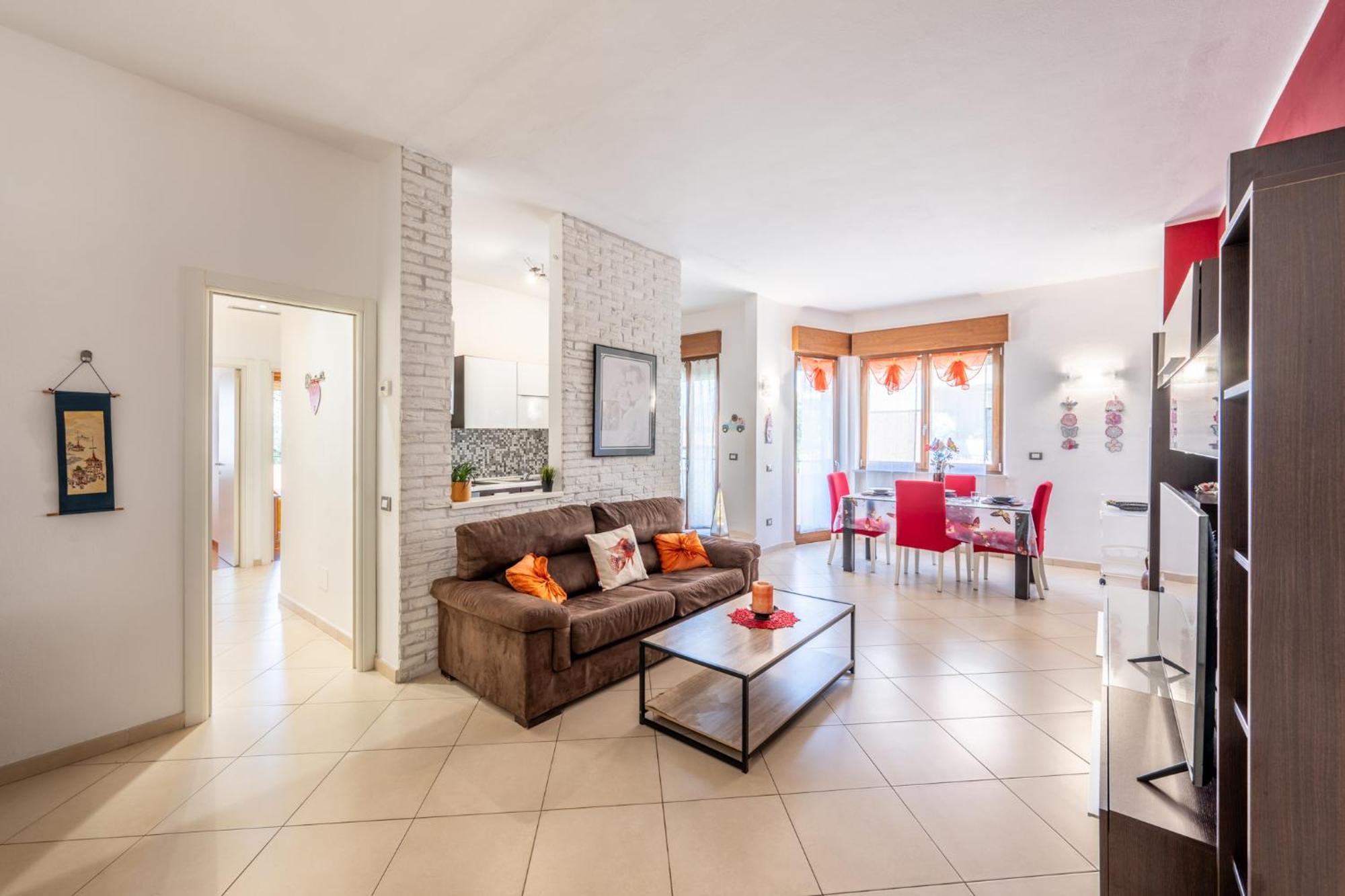 Апартаменти New Luxury 2Bdr Terrace, Views, Ac Марина-ді-Каррара Екстер'єр фото